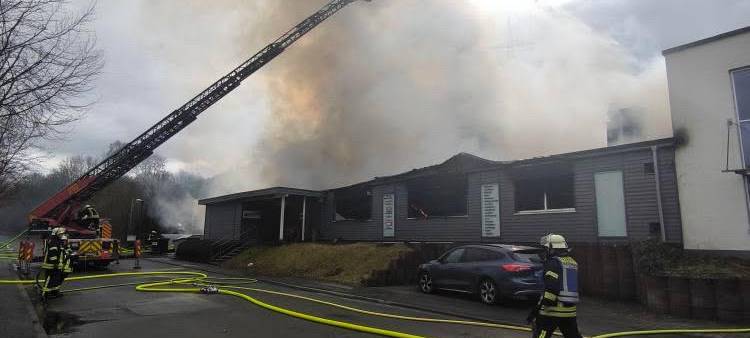 Großbrand zwischen Meschede und Bestwig