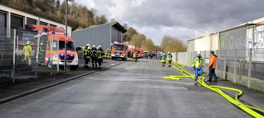 Großbrand zwischen Meschede und Bestwig