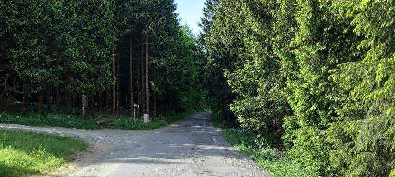 Vollsperrung bei Röhrenspring