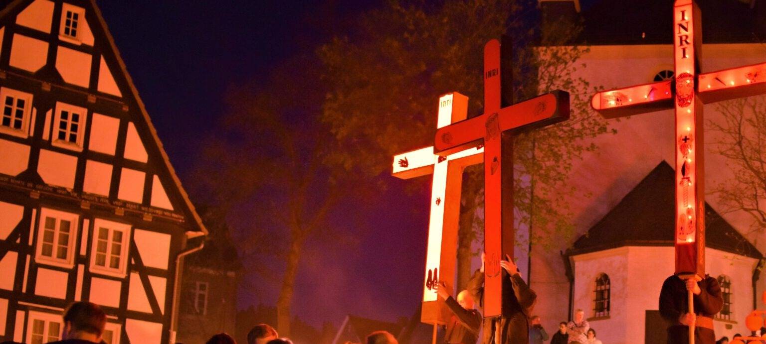 Krachnacht holt viele Besucher in die Stadt