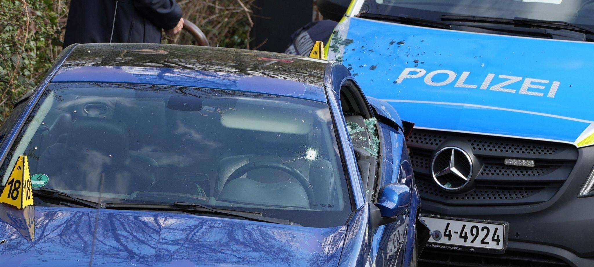 Mann stirbt nach Polizeischüssen bei Verfolgungsfahrt