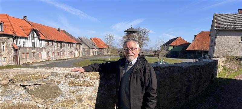 Zum Nachhören: Die Frau, die hinter dem Schrank lebte