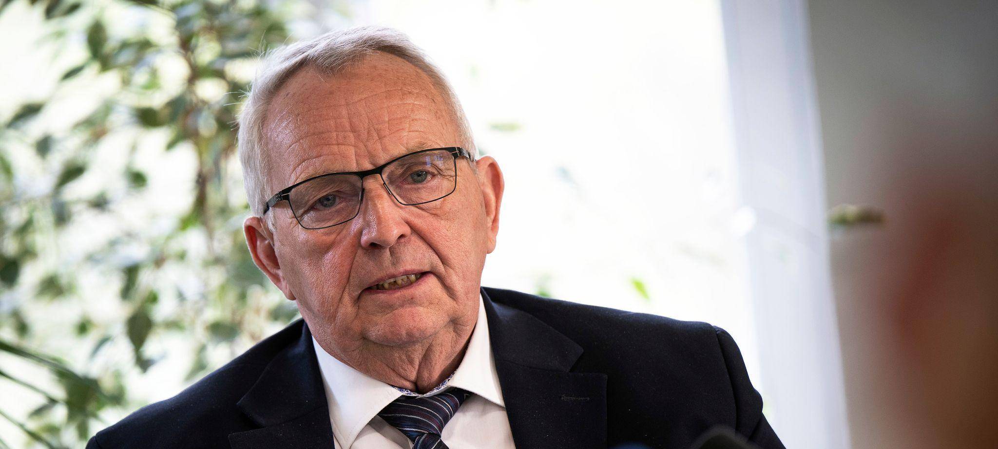 Pressekonferenz zu Rettungsversuch für Buckelwal