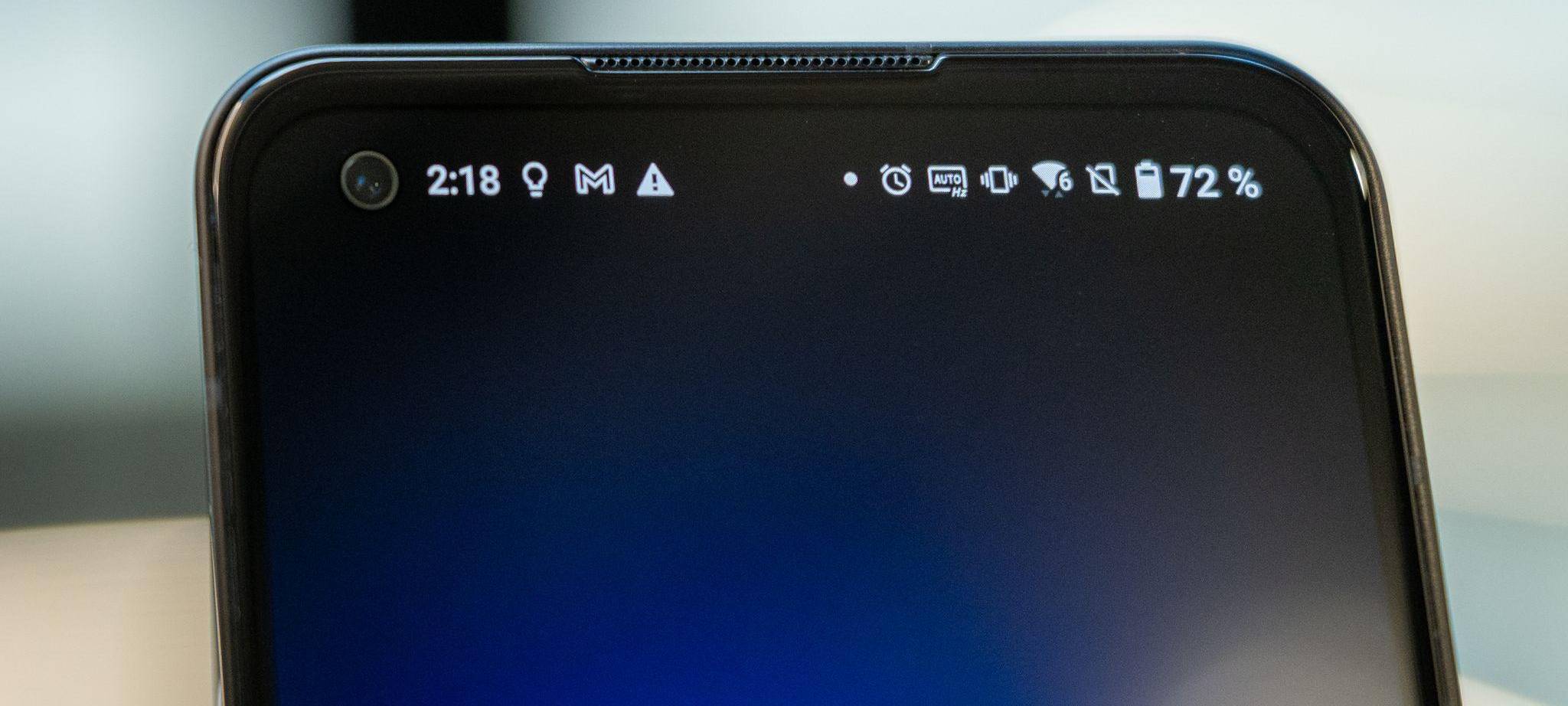 Eine weiße Statusanzeige eines Android-Handys