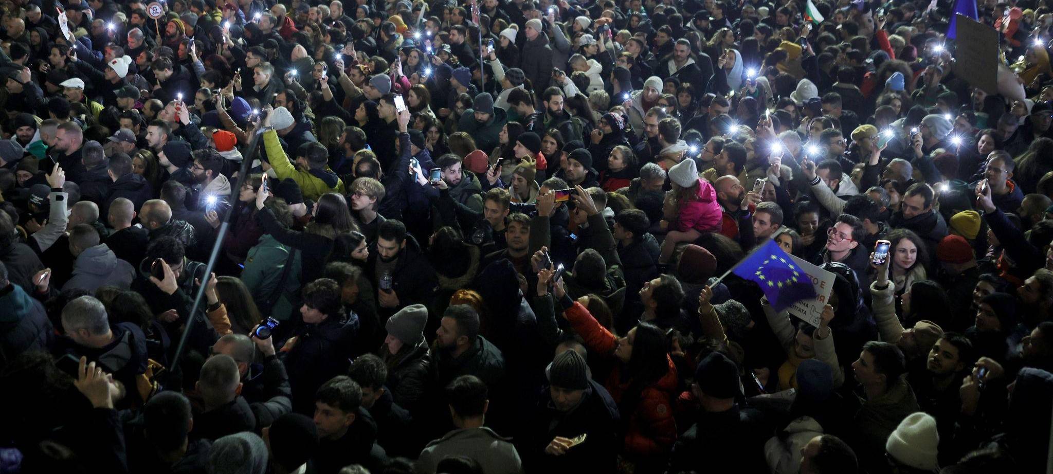 Demonstranten fordern den Rücktritt der bulgarischen Regierung