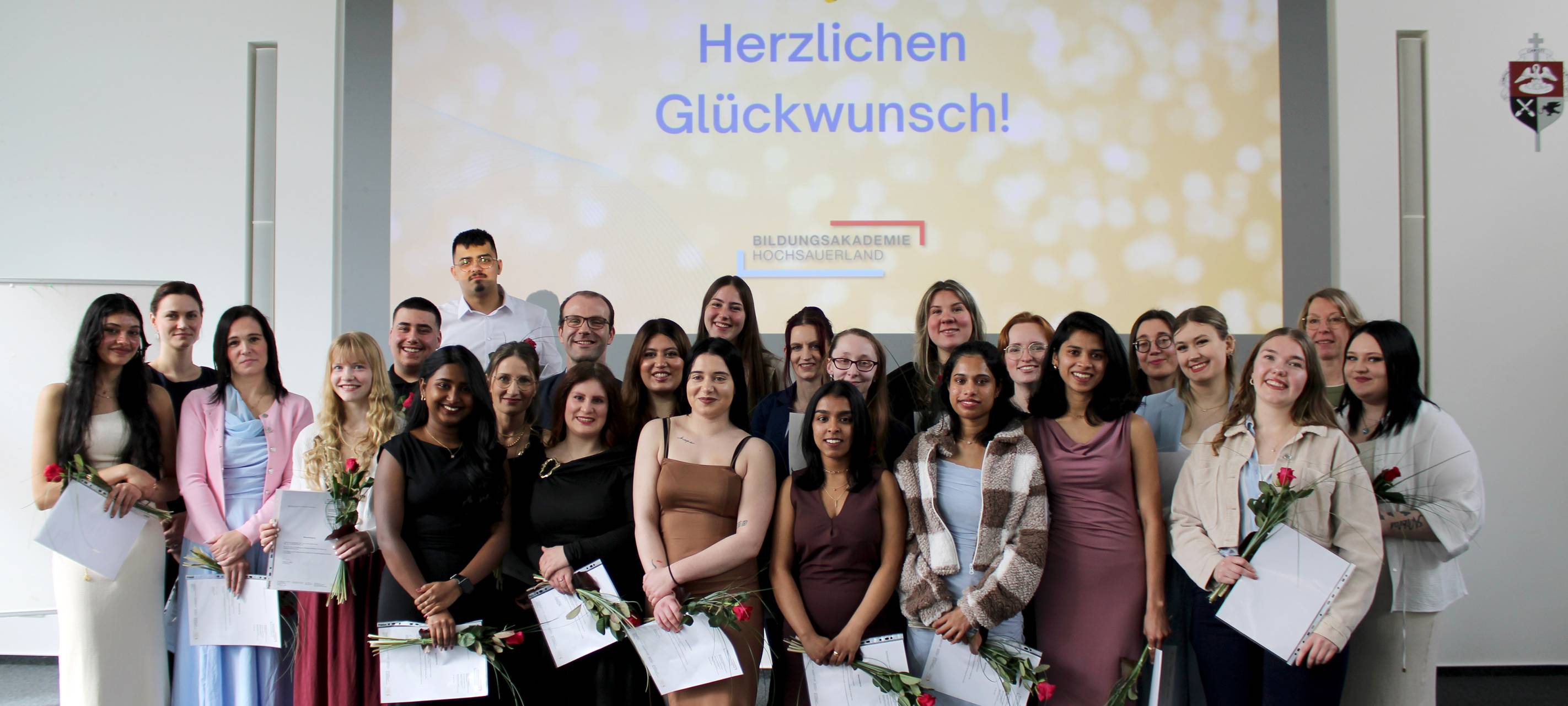 Klinikum Hochsauerland: Pflegeexperten beenden Ausbildung