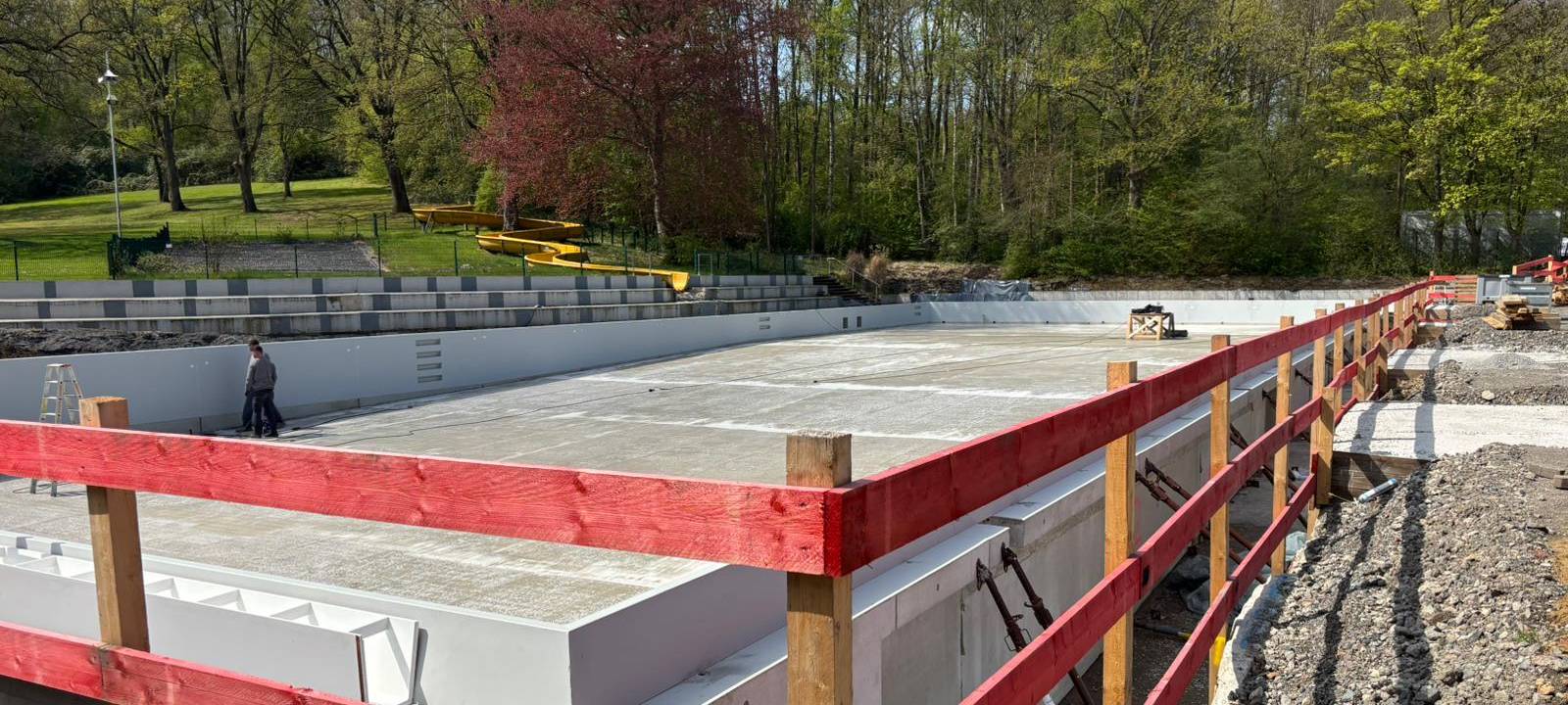 Zum Nachhören: Neues Becken für Neheimer Freibad