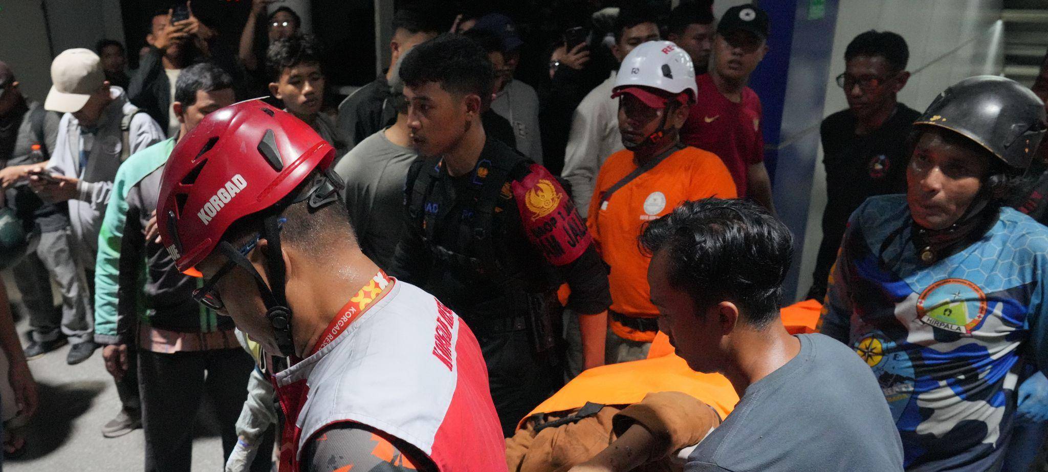 Zugunglück in Indonesien