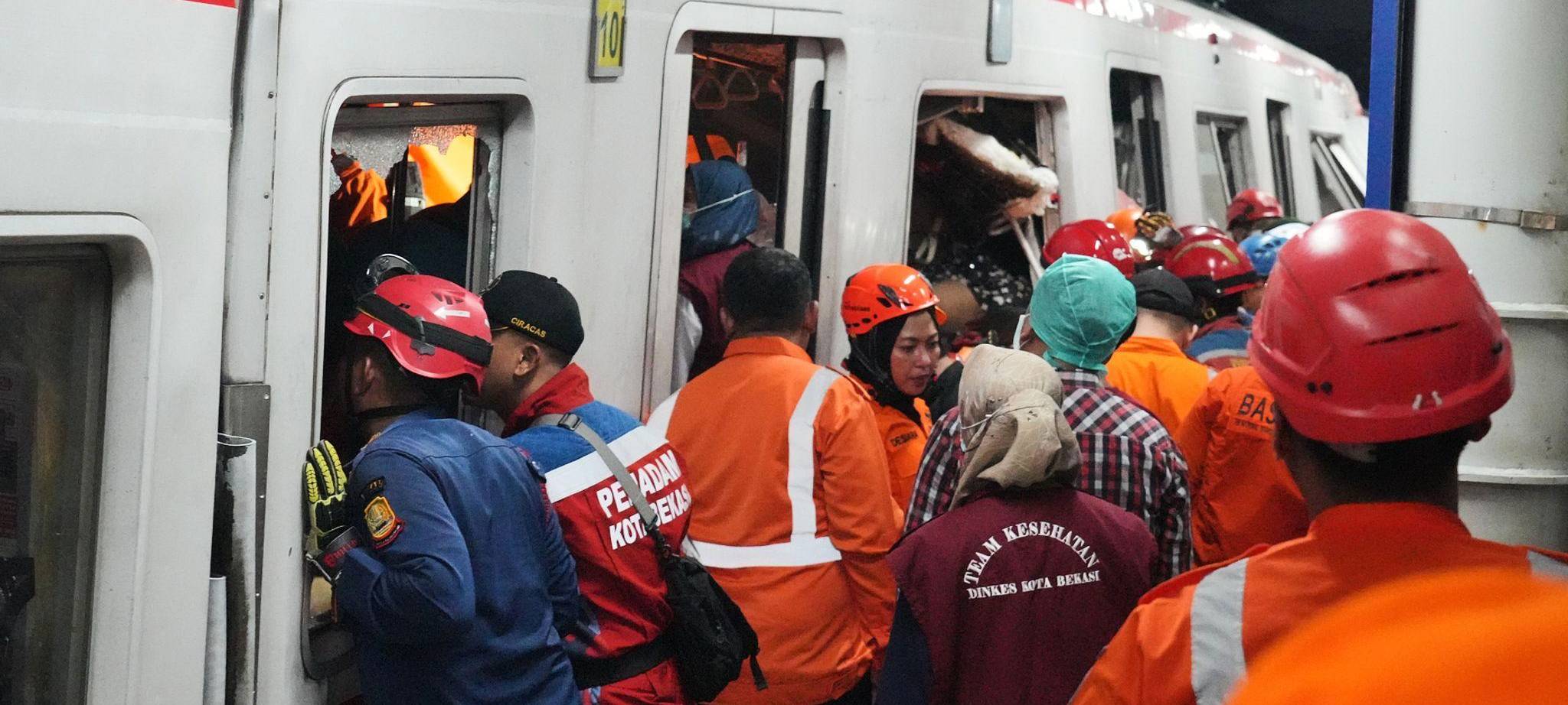 Zugunglück in Indonesien