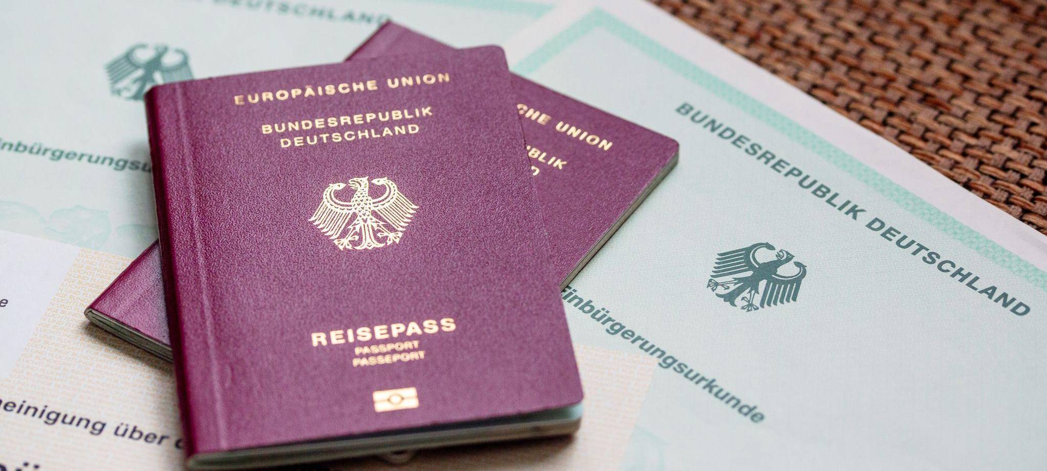 Einbürgerung in Deutschland