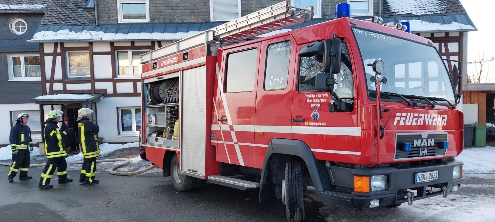 Zum Nachhören: Feuerwehrfahrzeug für die Ukraine