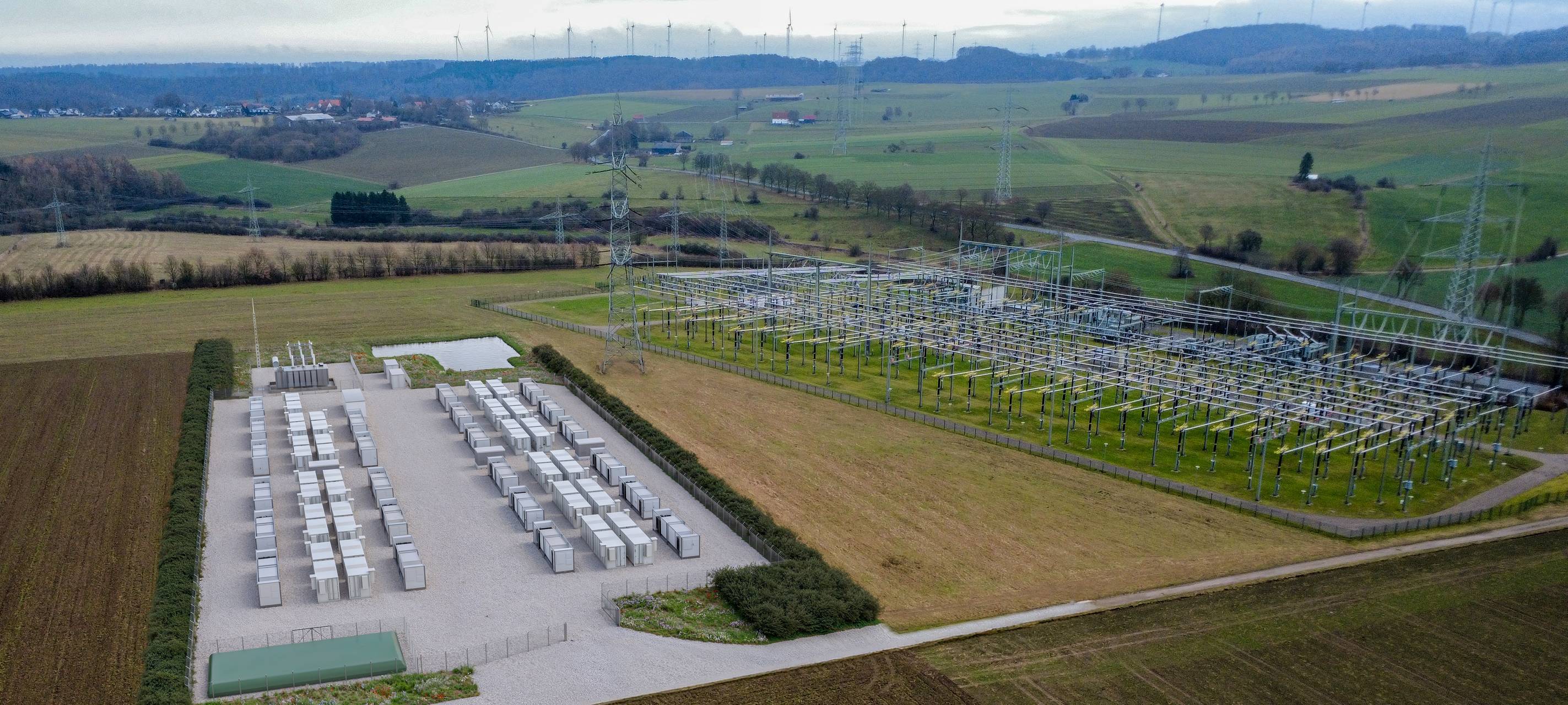 Batteriegroßspeicher entsteht in Brilon-Nehden