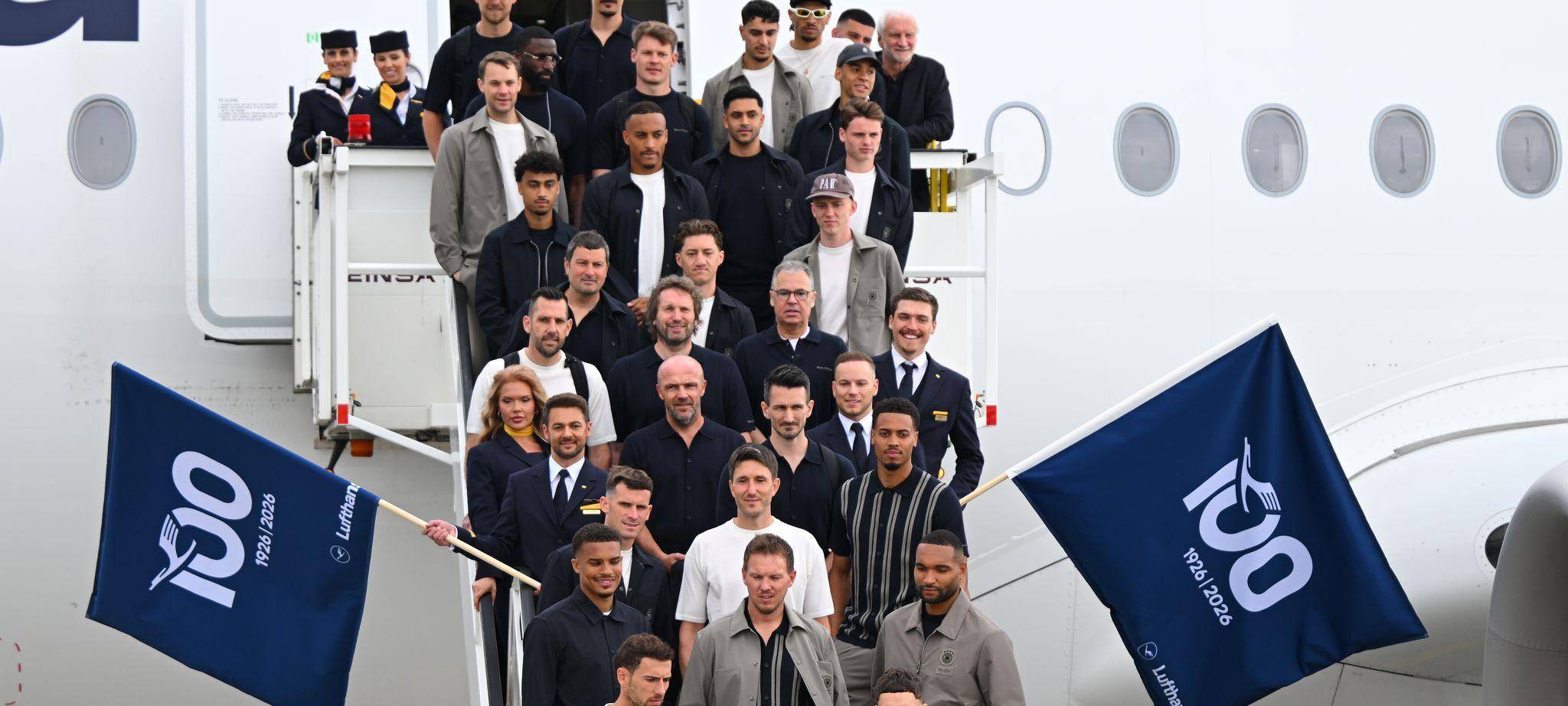 WM-Vorbereitung - Abflug Fußball-Nationalmannschaft