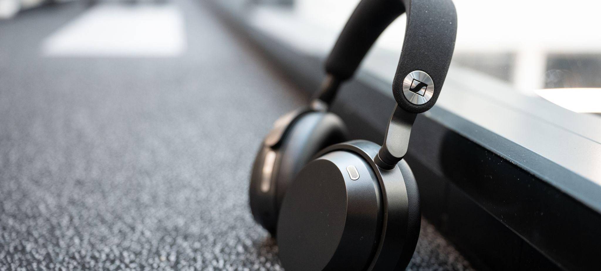 Die neuen Kopfhörer Sennheiser Momentum 5 von der Seite