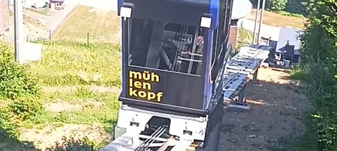 Mühlenkopfliner bei Premierenfahrt