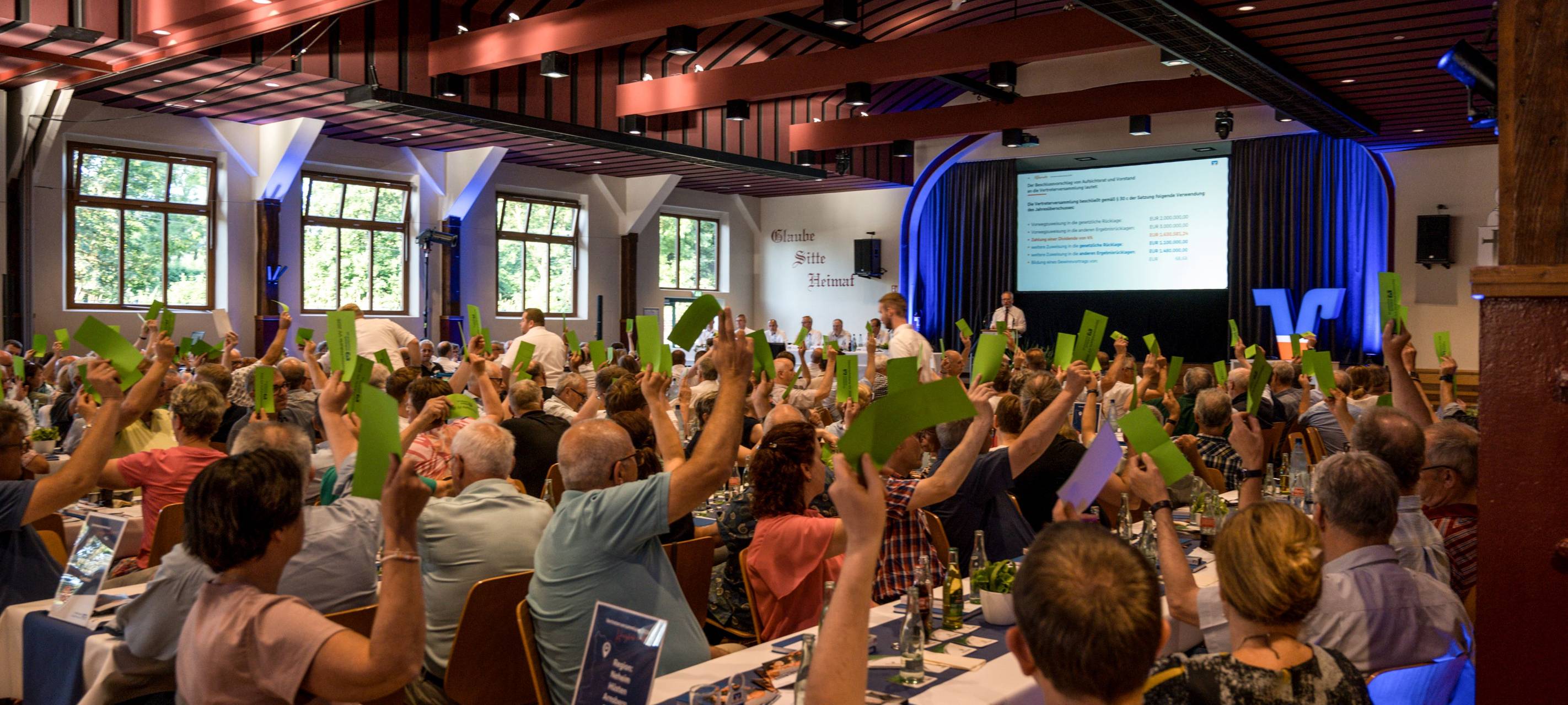 Volksbank Sauerland blickt auf erfolgreiches Jahr zurück