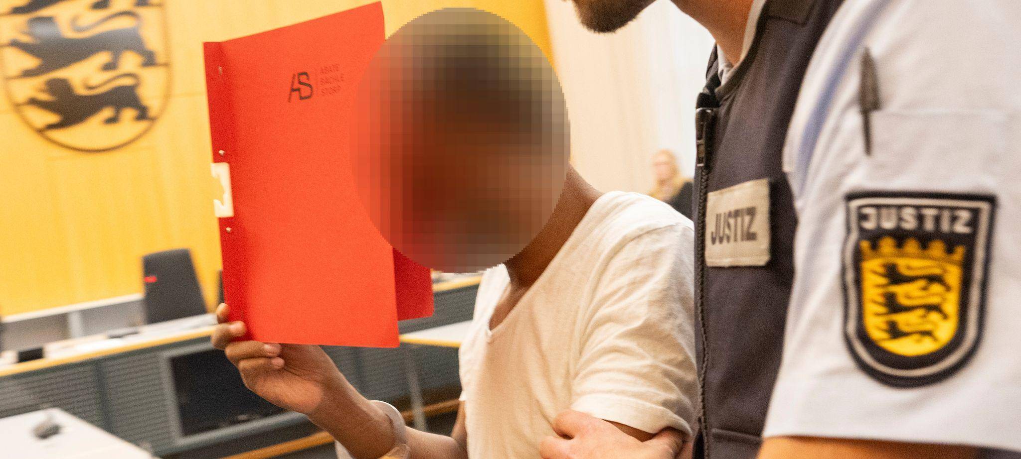 Prozess nach Messerangriff in Einkaufszentrum