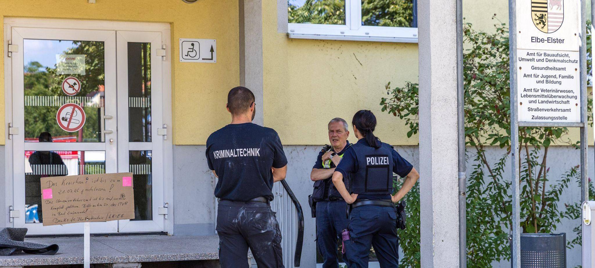 Angriff auf Mitarbeiter in Kreisverwaltung Elbe-Elster