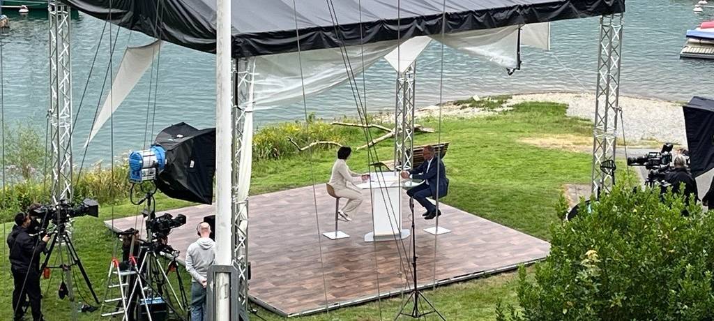 Hennesee: Merz-Sommerinterview