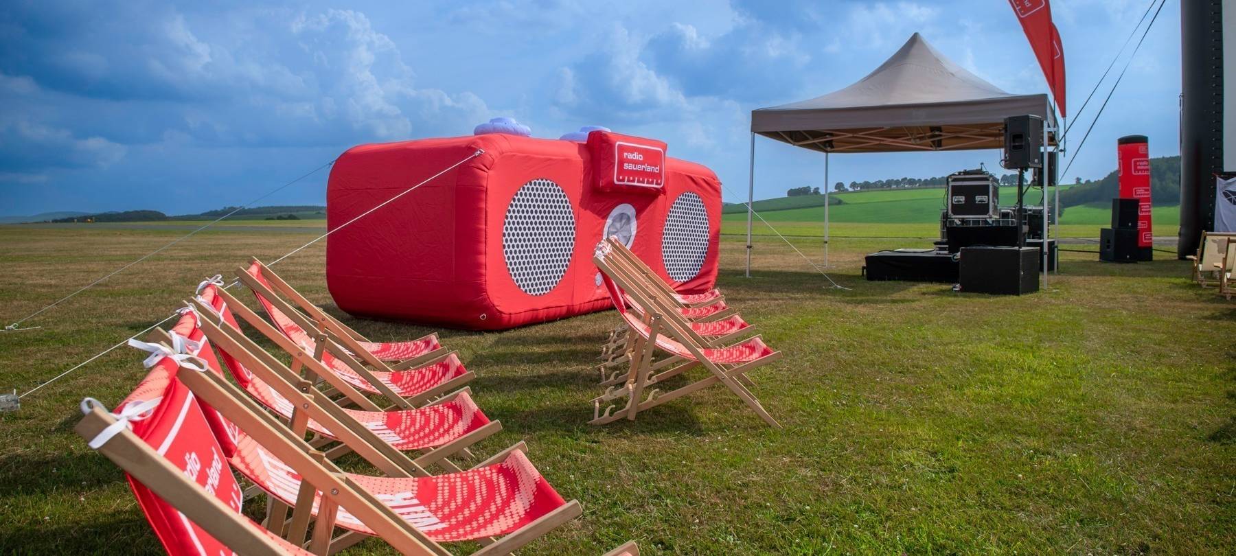 Das Radio Sauerland Open-Air-Kino am Flugplatz Meschede-Schüren