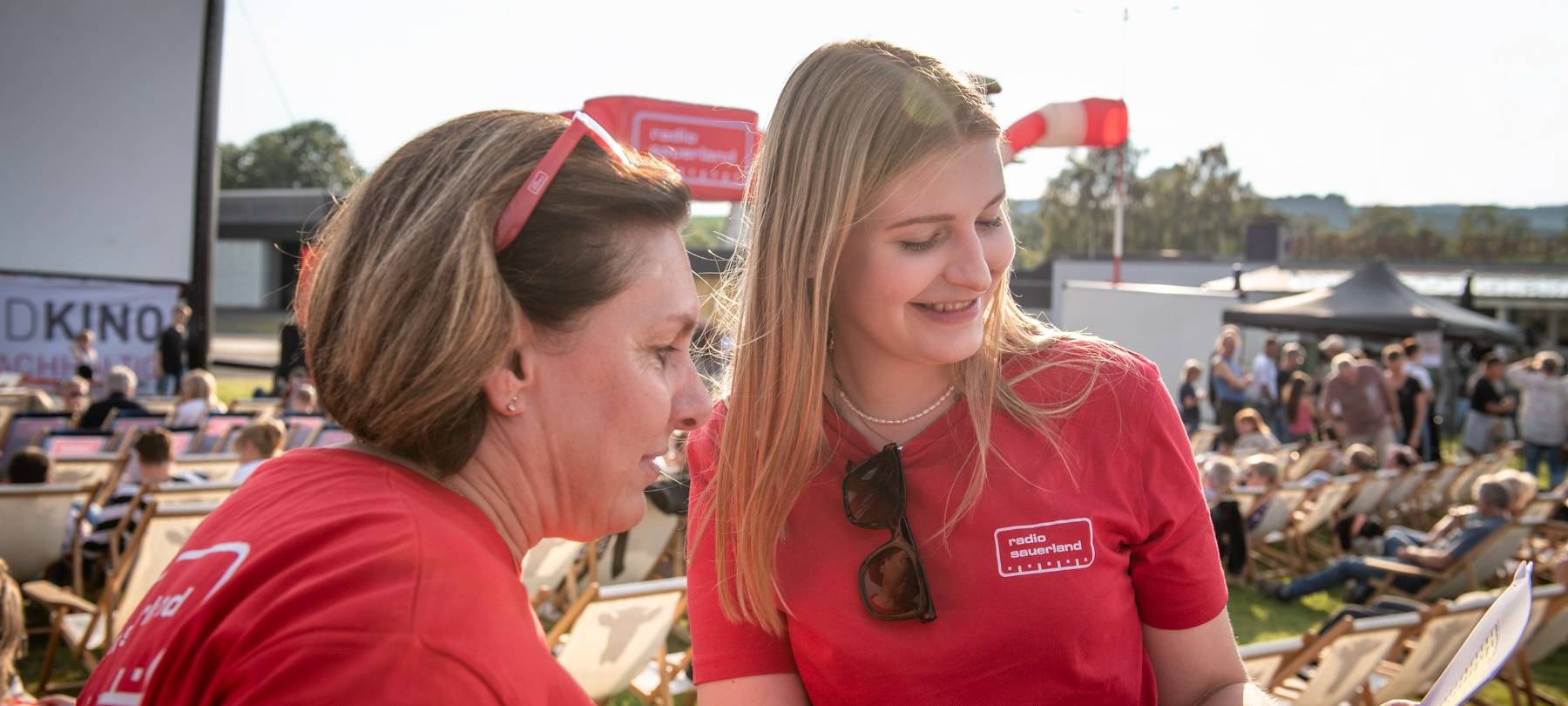 Das Radio Sauerland Open-Air-Kino am Flugplatz Meschede-Schüren