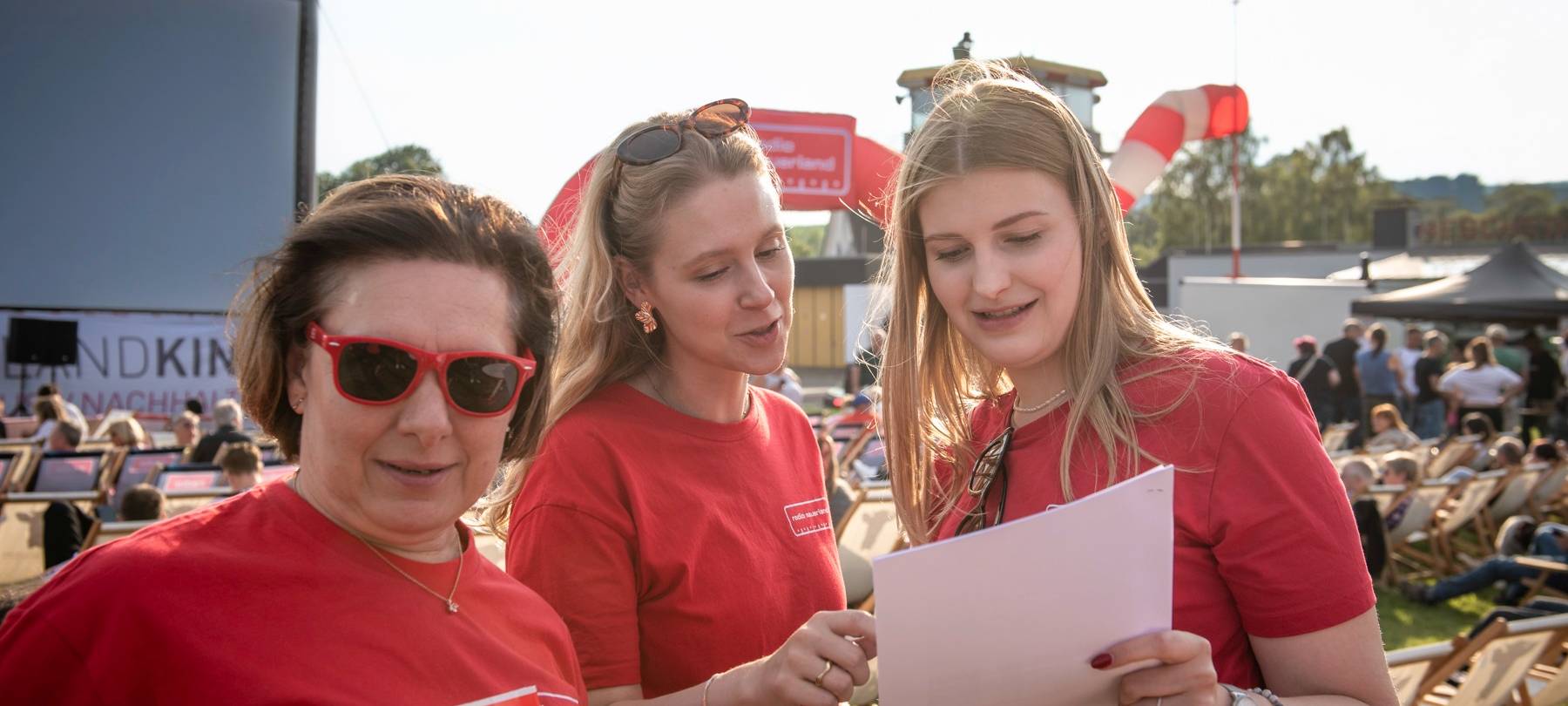 Das Radio Sauerland Open-Air-Kino am Flugplatz Meschede-Schüren