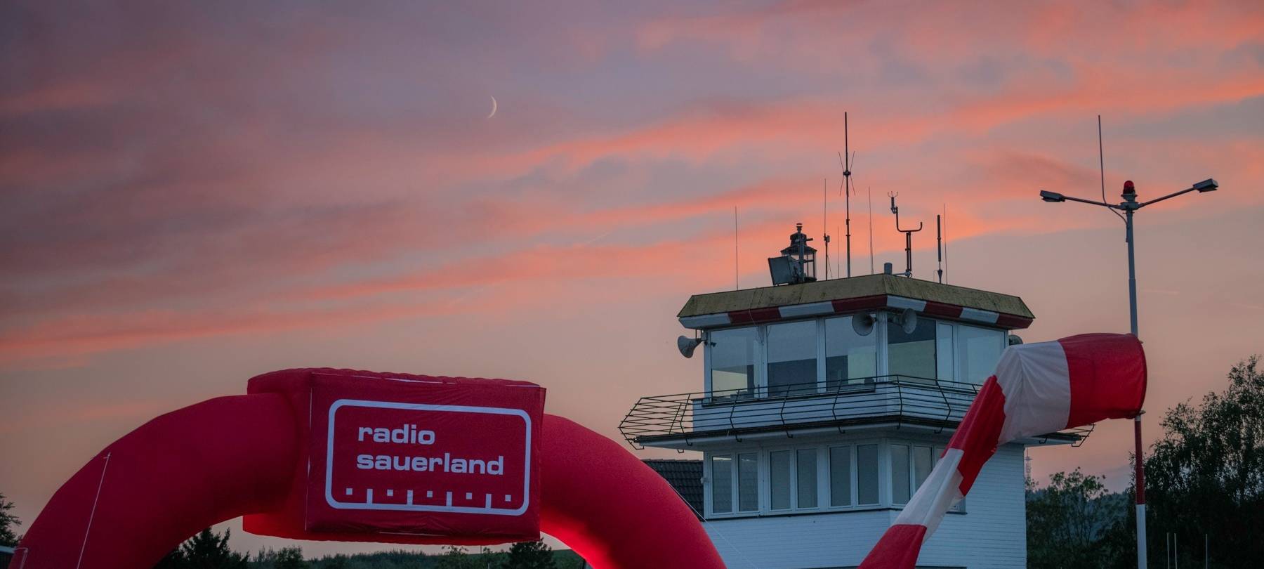 Das Radio Sauerland Open-Air-Kino am Flugplatz Meschede-Schüren
