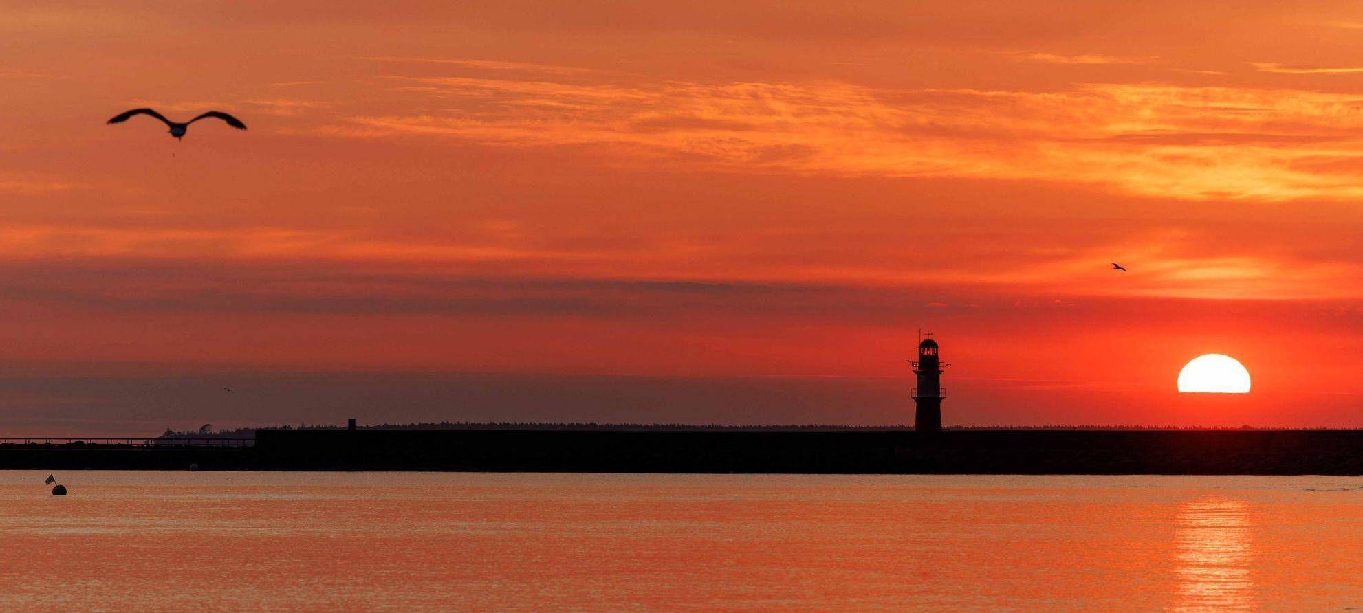 Sonnenaufgang an der Ostseeküste