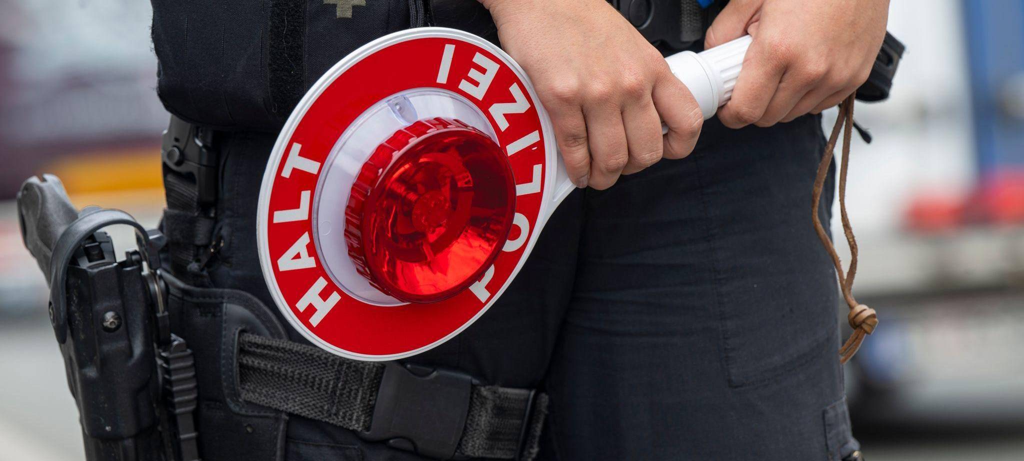 Grenzkontrollen Bundespolizei an A8