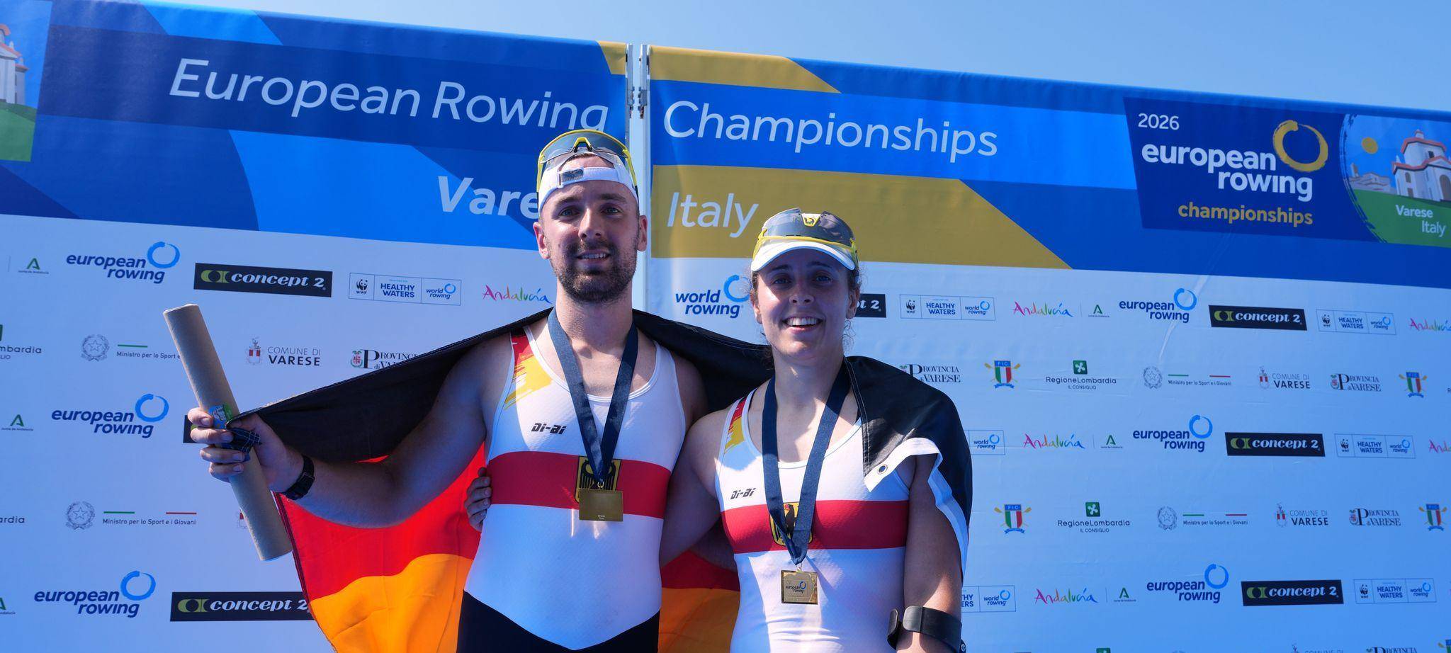 Paul Umbach (l) und Jasmina Bier