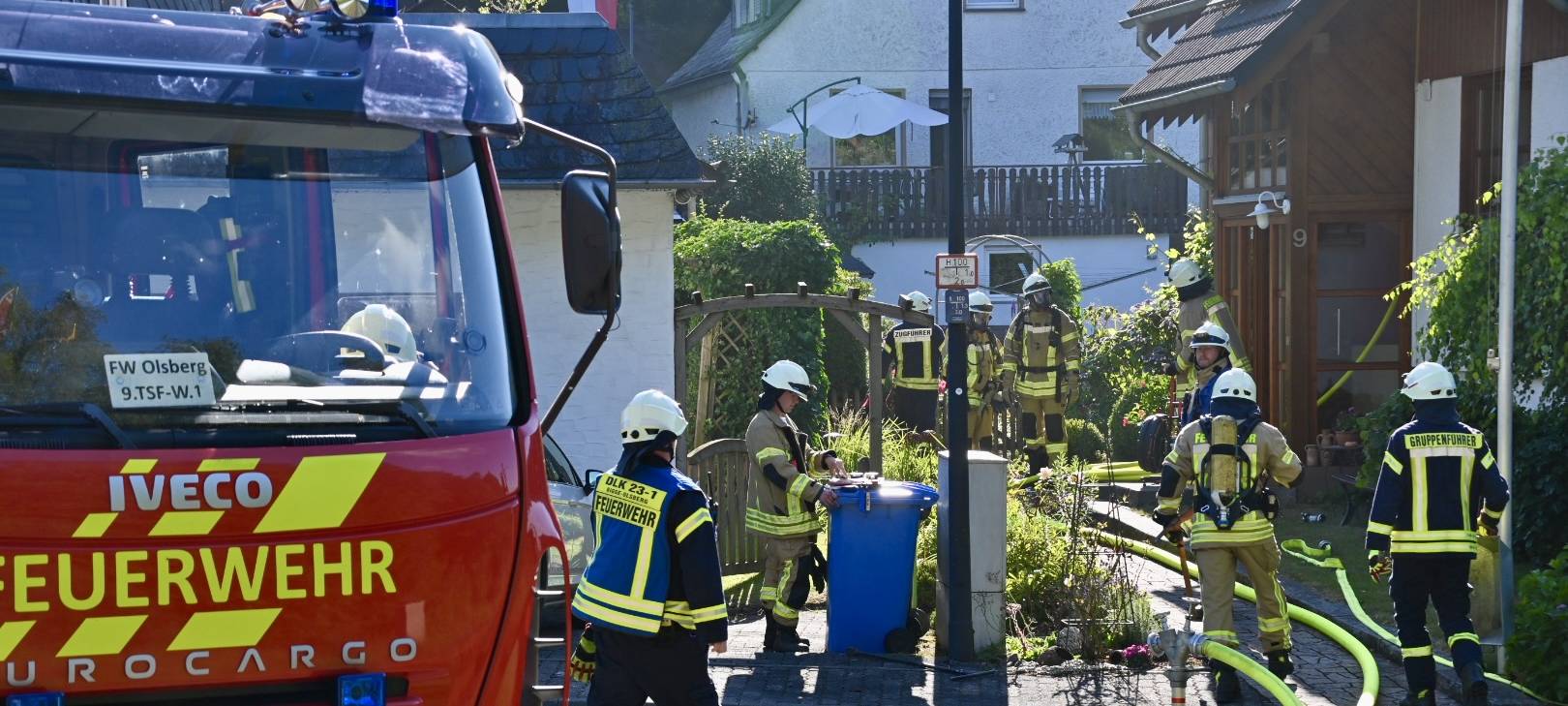 Brennende Powerbank verletzt zwei Menschen