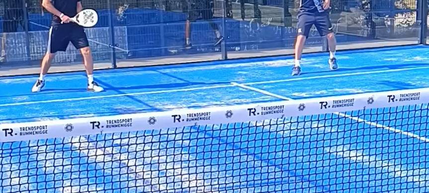 Padel ist Mischung aus Squash und Tennis