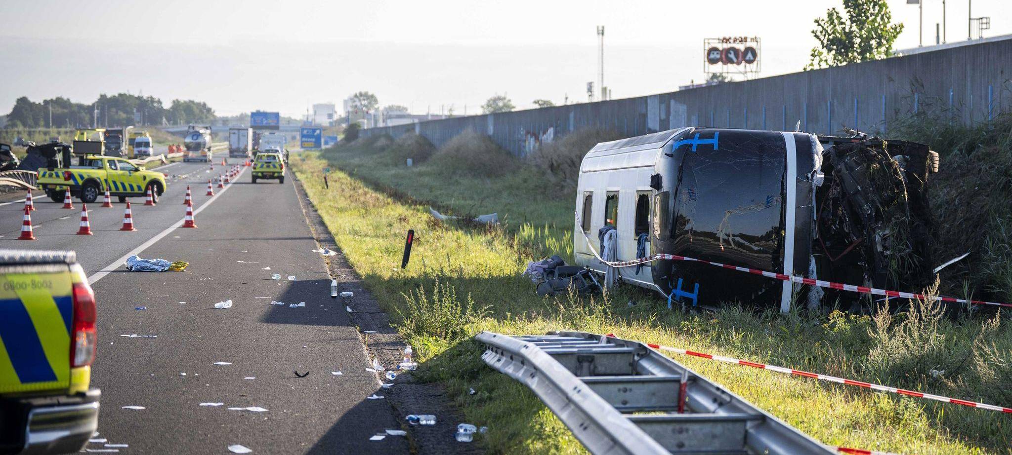 Niederlande: Schwerer Unfall mit Bus mit deutschen Schülern