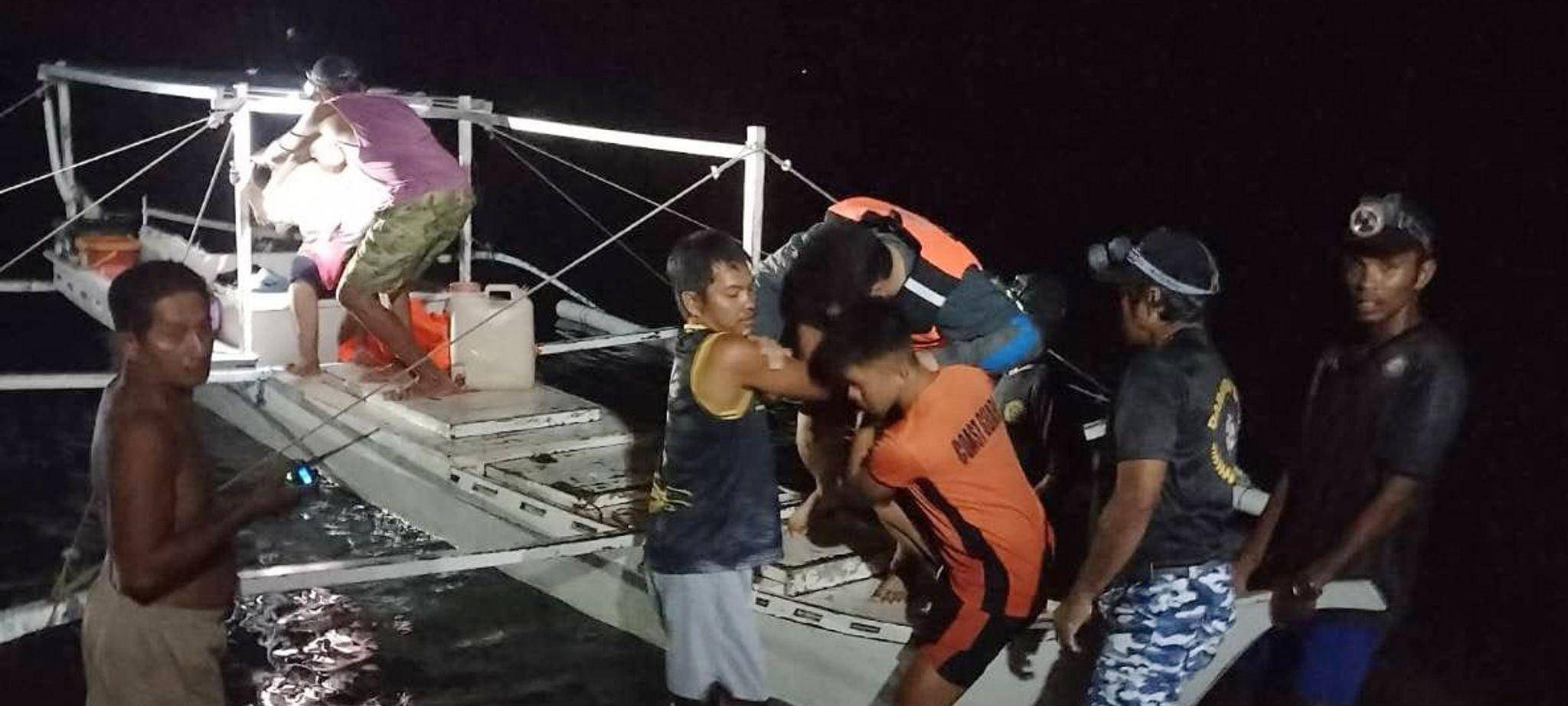 Brand auf Fähre auf den Philippinen