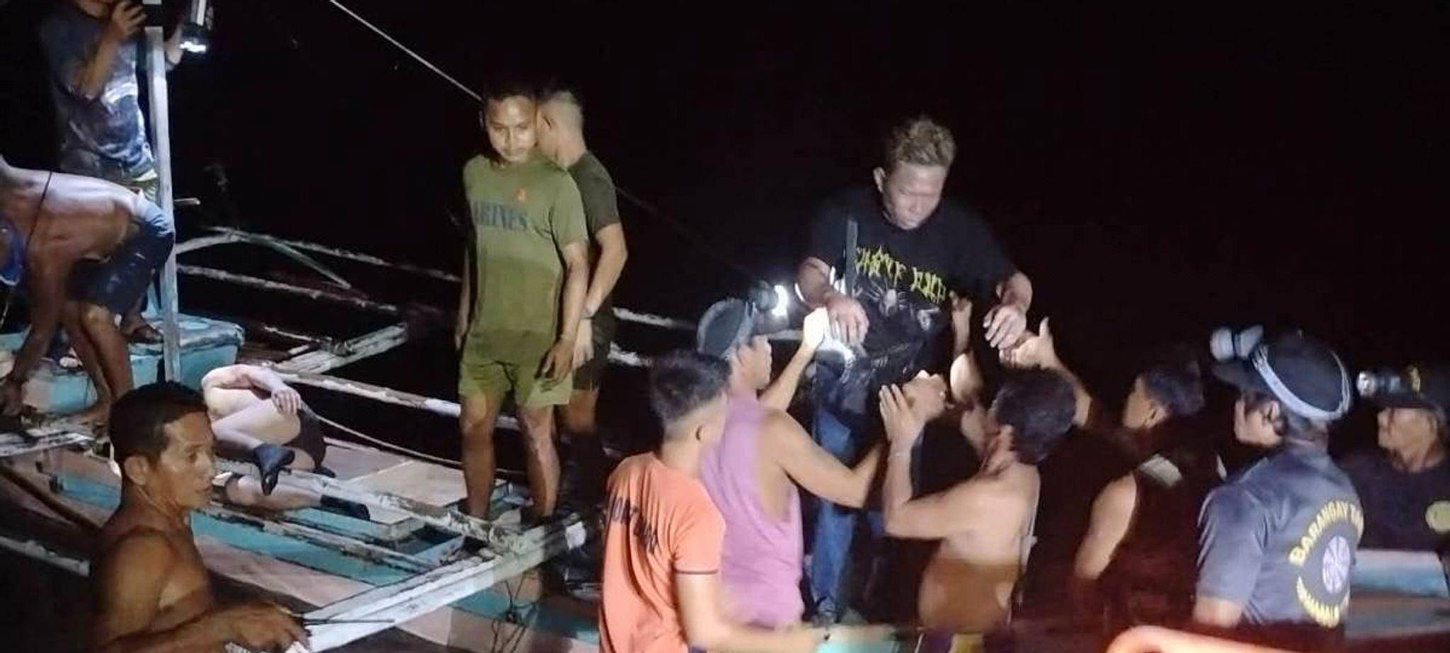Brand auf Fähre auf den Philippinen