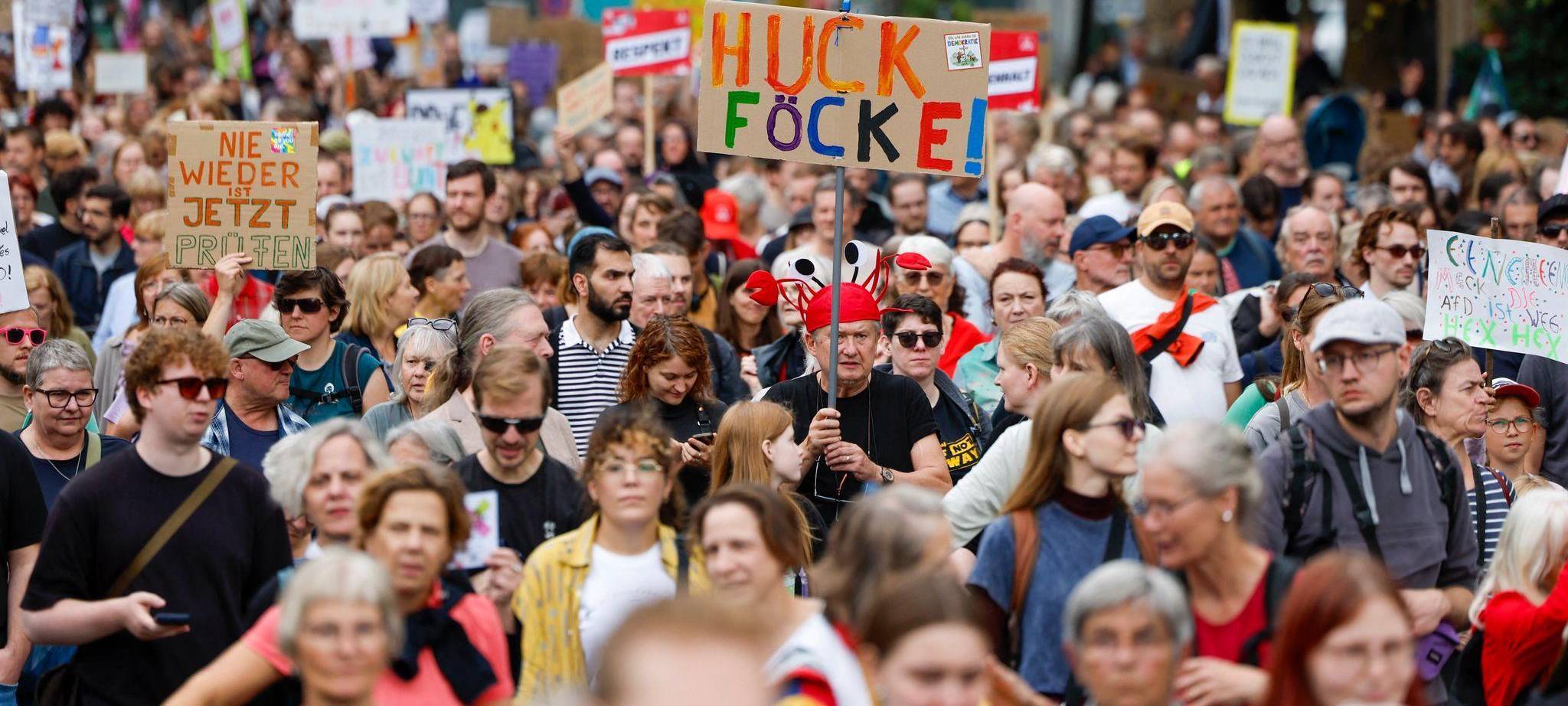 Demonstration gegen die AfD in Düsseldorf