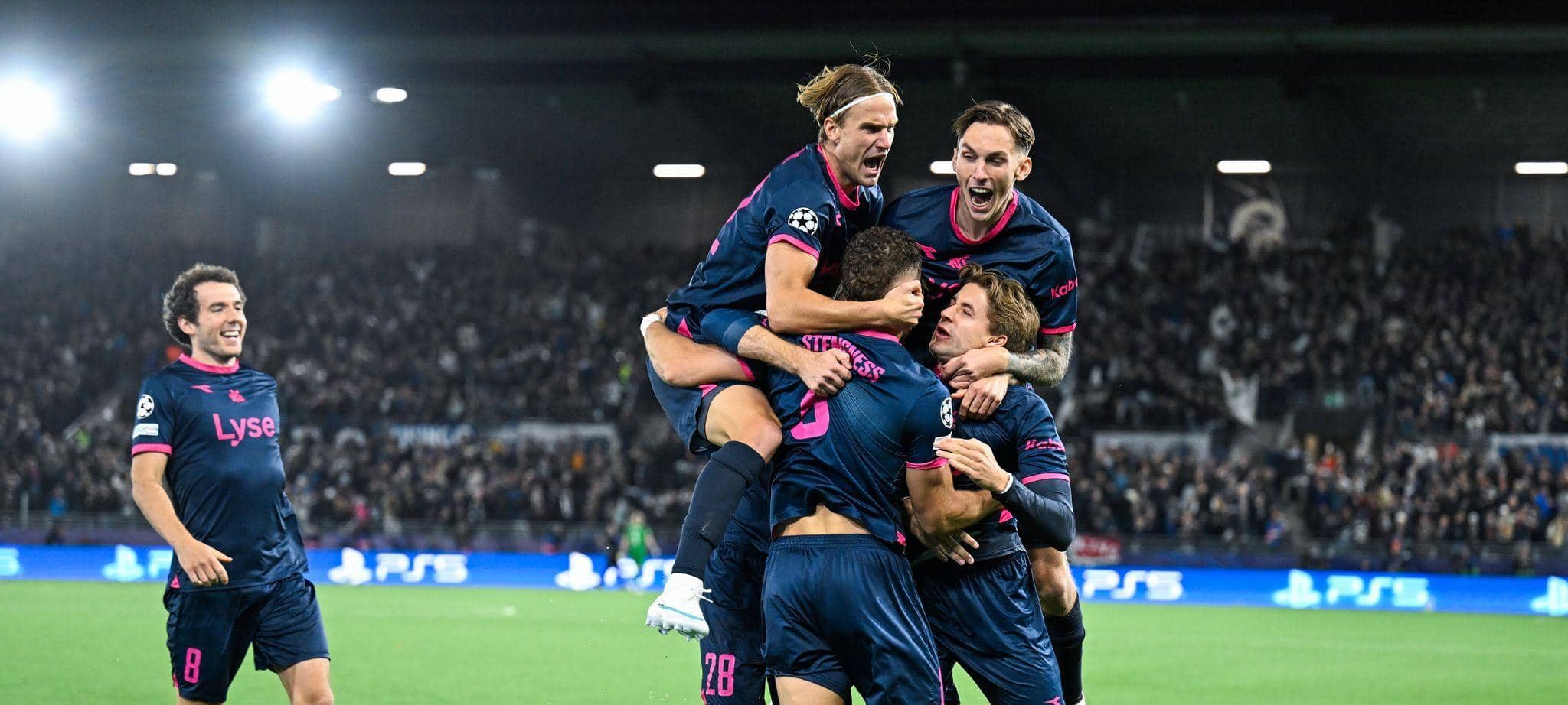 Viking Stavanger - Bayern München