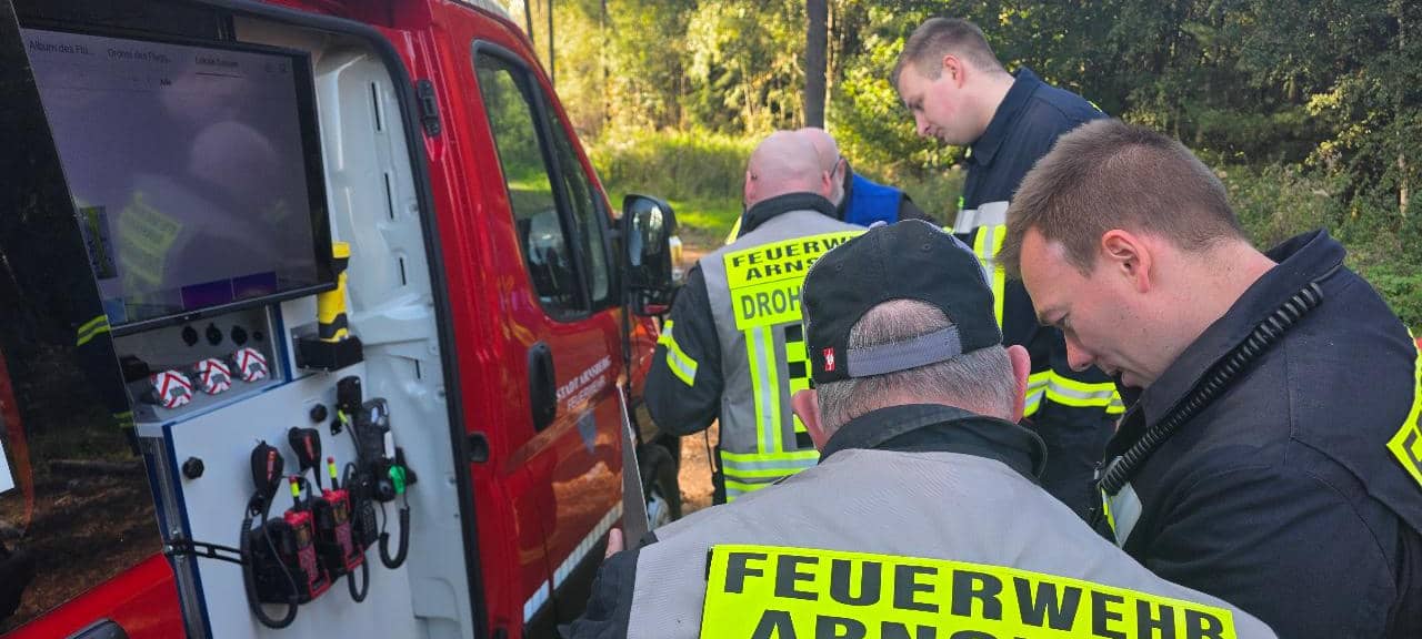 Feuerwehr Arnsberg übt Waldbrandeinsatz