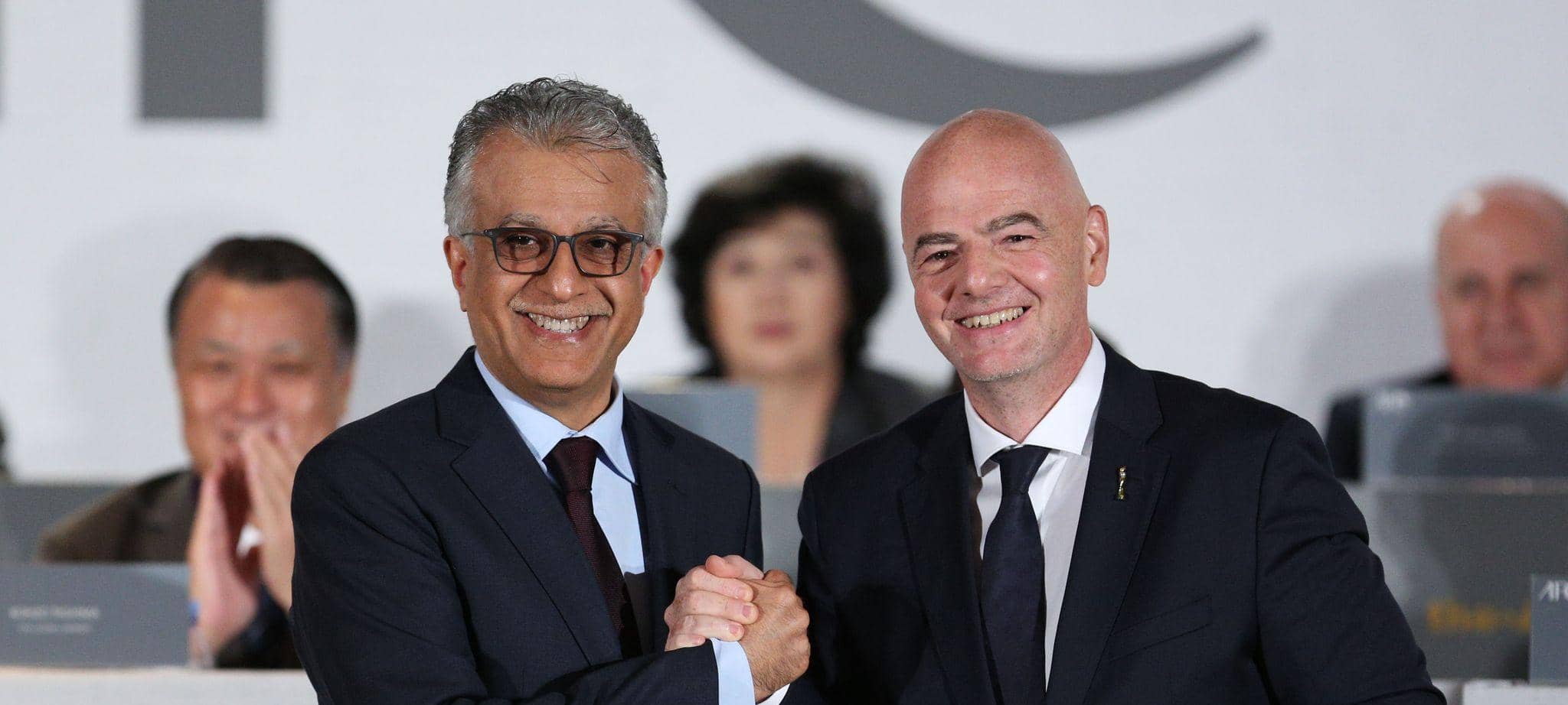 Scheich Salman bin Ibrahim al-Chalifa und Gianni Infantino
