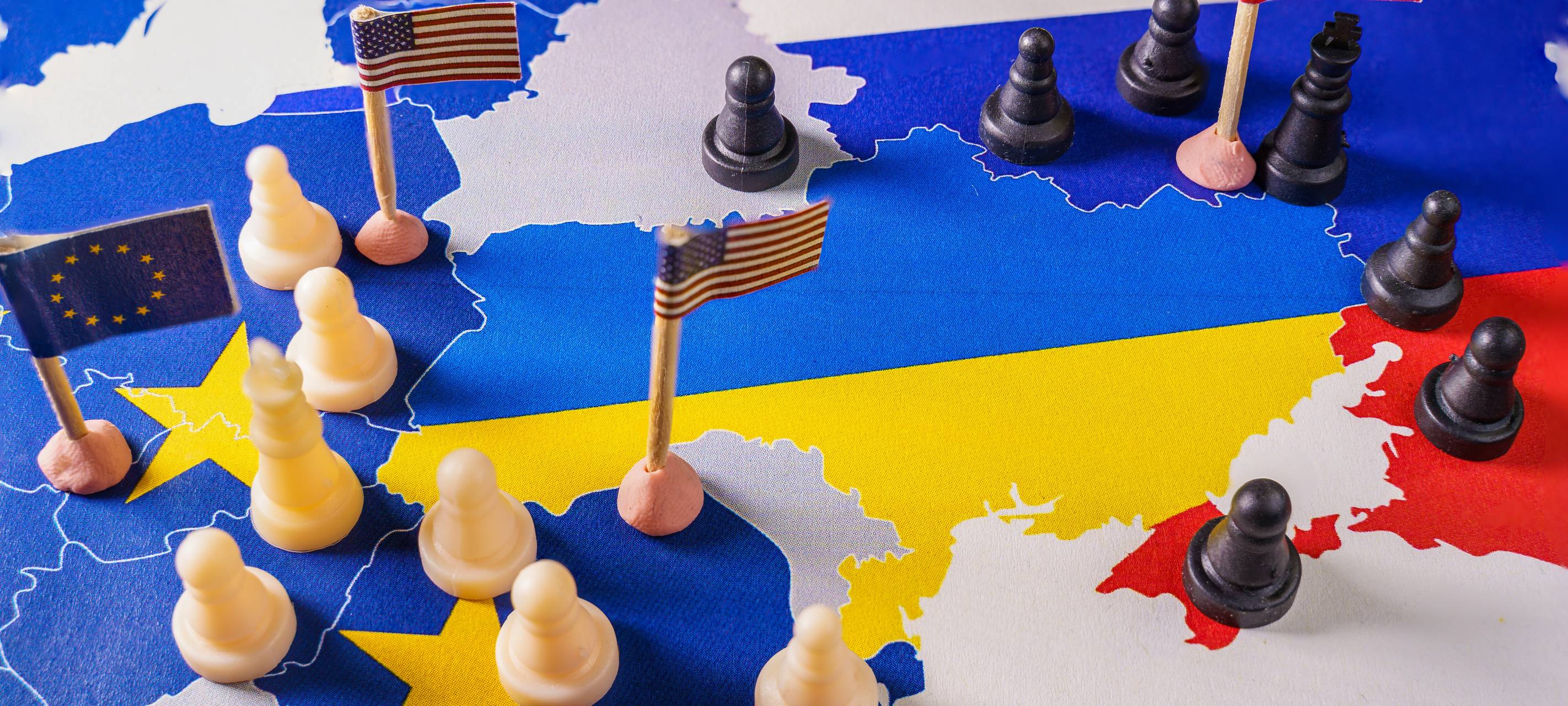 Russland-Ukraine-Konflikt Landkarte mit Schachfiguren
