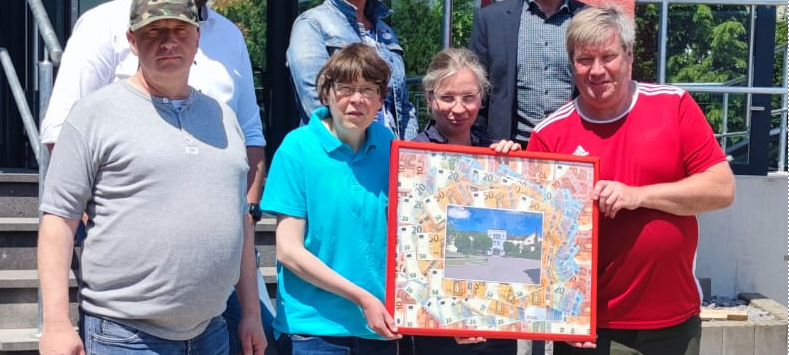 Lenne-Werkstatt Schmallenberg spendet für das Ahrtal