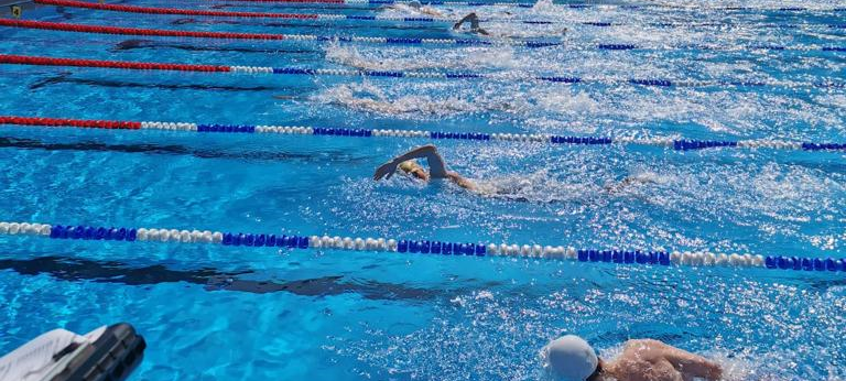 Neheim: Pfingstschwimmfest nach Freibadsanierung