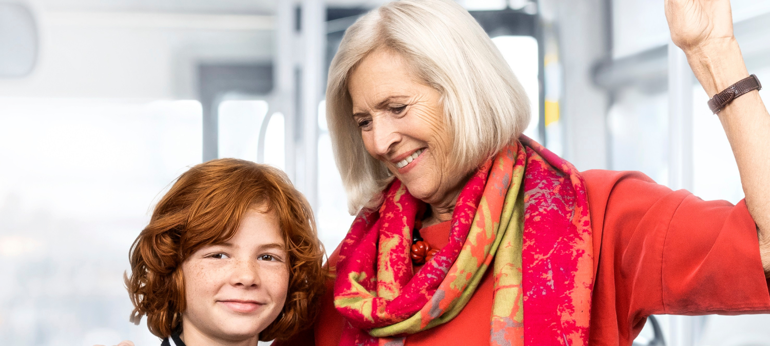 Kostenlos Schulweg mit Bus und Bahn im Sauerland üben