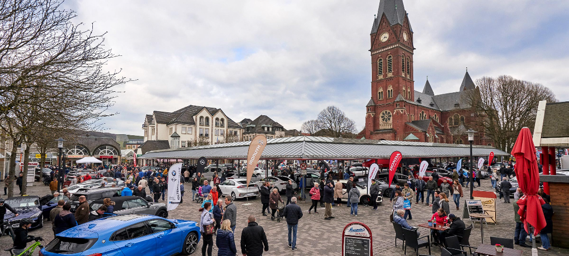 Frühlingstrubel am Wochenende in Neheimer Innenstadt
