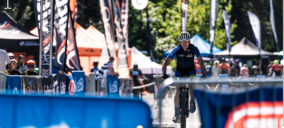 Winterberg: Majlen Sunshine Race der Mountainbiker