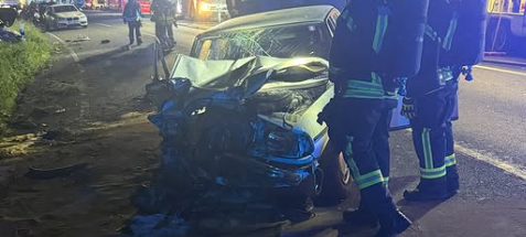 Sundern: Schwerer Verkehrsunfall auf B229