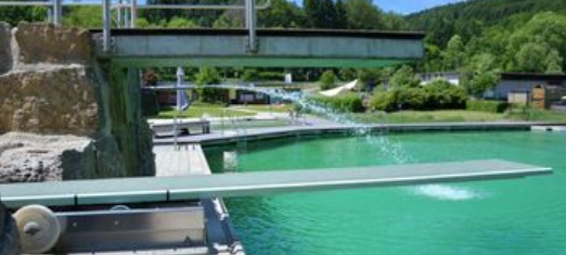 Rat Hallenberg entscheidet über Saison im Naturbad