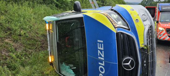 Streifenwagen verunglückt in Arnsberg