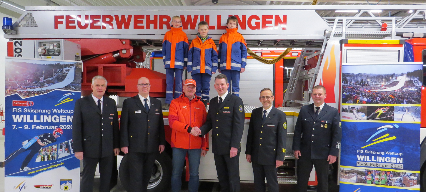 Feuerwehr beim Skispringen